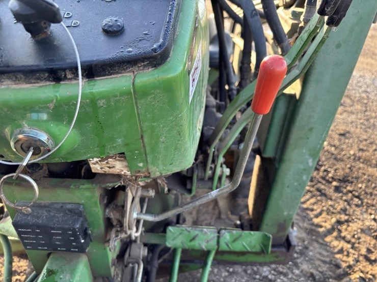 1981-john-deere-750-image-27