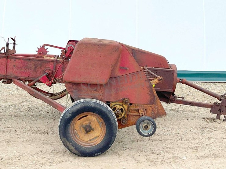 new-holland-67-image-3