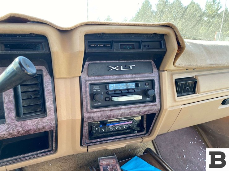 1985-ford-f250-image-26