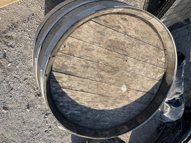 wood-whiskey-barrel-image-2