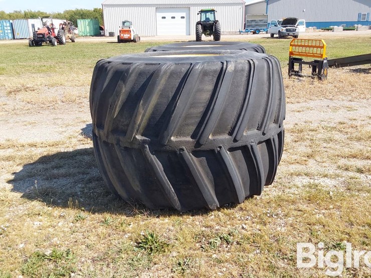firestone-flotation-23-deep-tread-38x50.00x32-floater-tires-&-rims-image-4