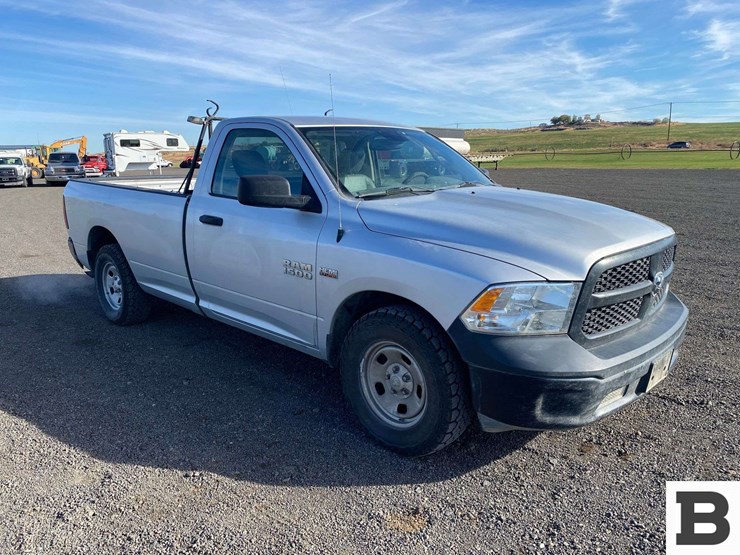 2018-ram-1500-pickup-image-6