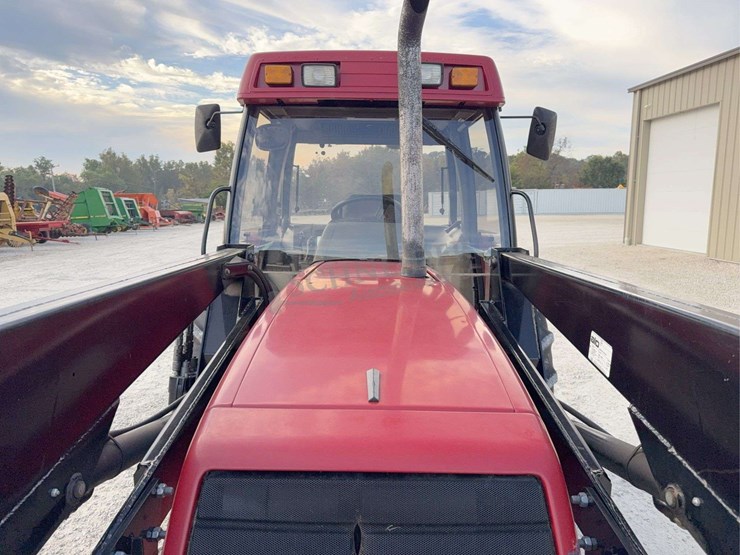 case-ih-5140-image-44