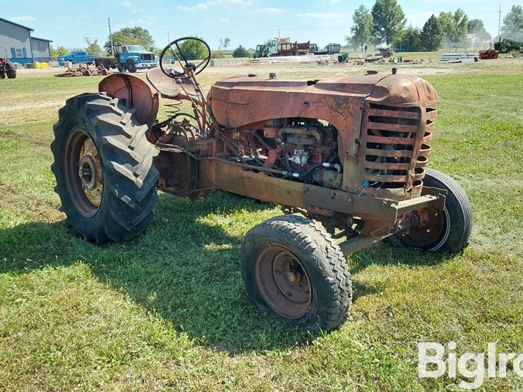 1949-massey-harris-30-image-3
