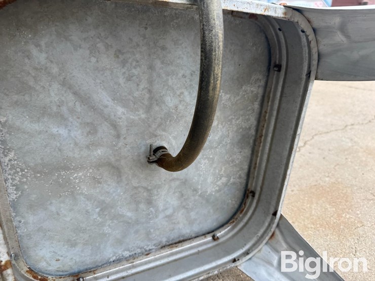 galvanized-wash-tub-image-13