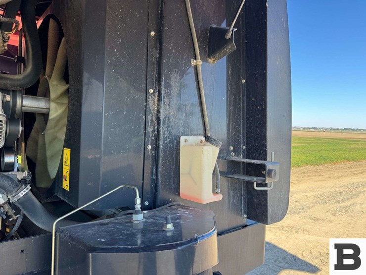 2015-new-holland-speedrower-260-image-55