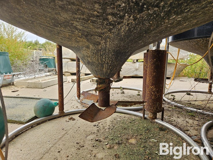 lagoon-manure-spinners-image-12