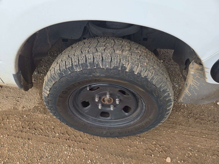 2013-ram-1500-slt-image-7