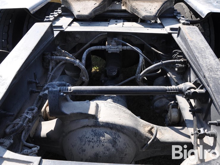 2016-international-prostar-image-12