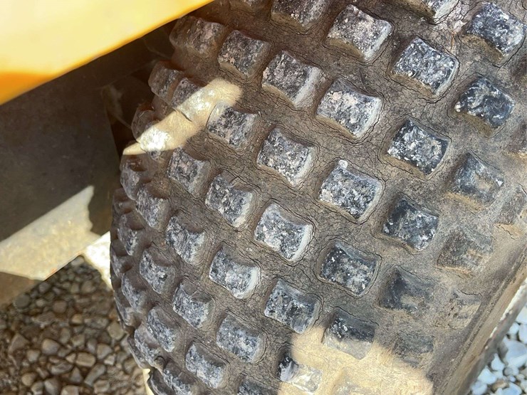 cub-cadet-big-country-image-17