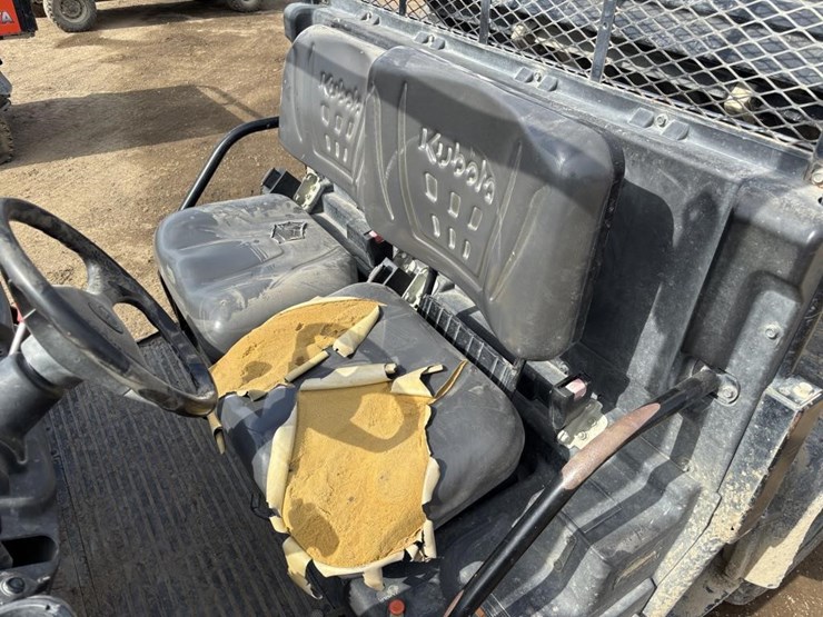 2017-kubota-rtv-x900-image-10