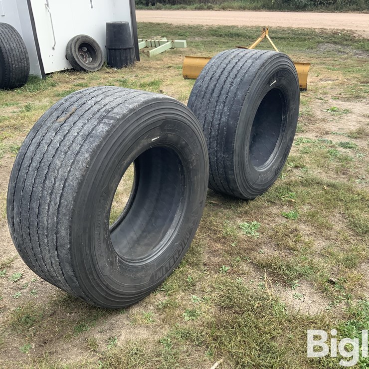 Michelin 455/55R22.5 Tires