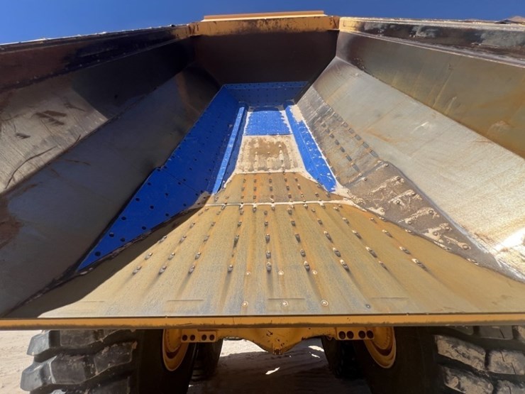 2020-volvo-a60h-image-46