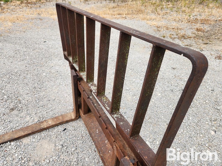 48"-pallet-forks-image-9