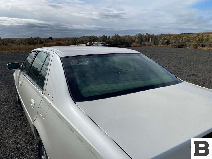 2000-cadillac-deville-sedan-image-15