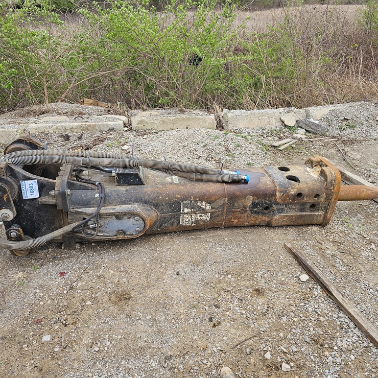#16803 • Caterpillar H140DS Hydraulic Hammer Breaker