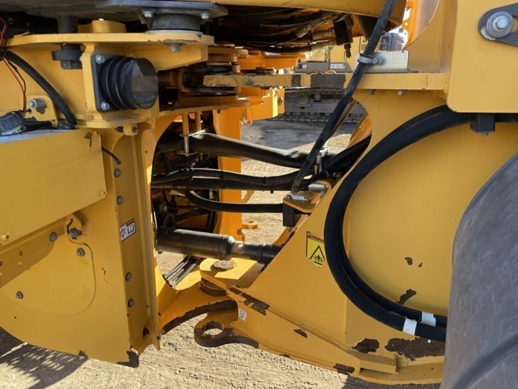 2020-volvo-l70h-image-17