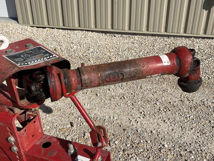 new-holland-565-image-41