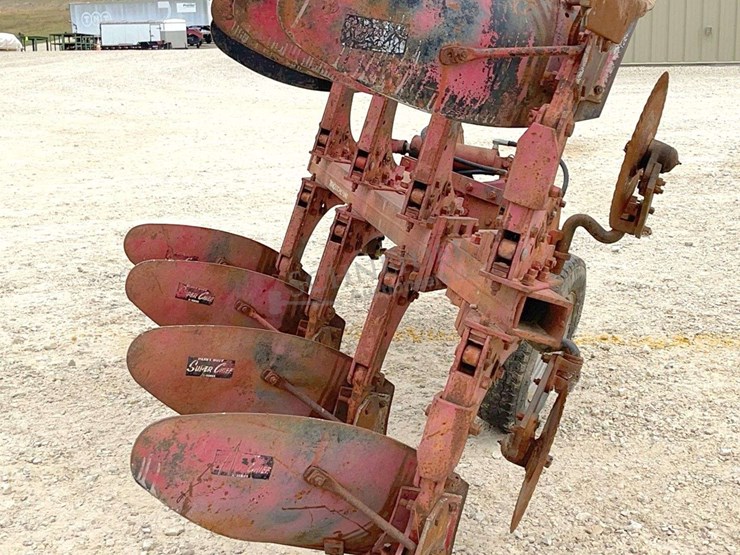 international-642-image-4