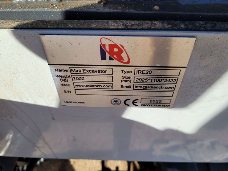 2024-ire20-mini-excavator-image-12