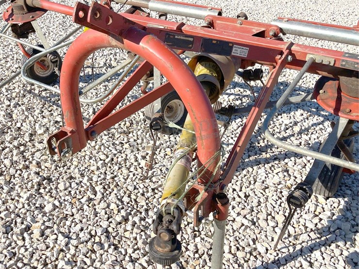 hesston-3717-image-9