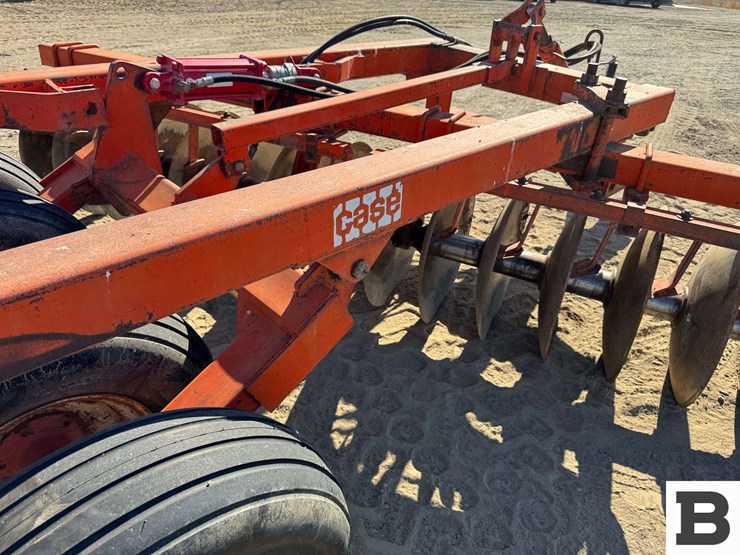 case-g109-146-offset-disc-image-32