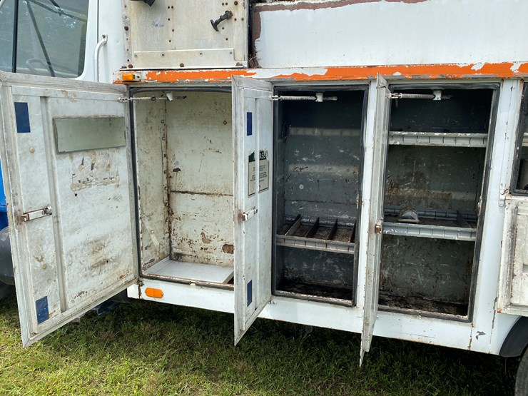 international-s1600-image-14