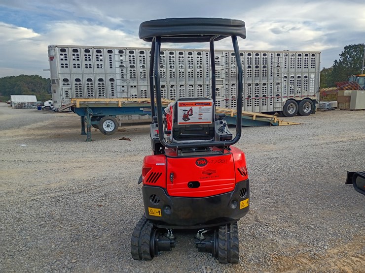 #l57-001-•-2025-tpm-16-mini-excavator-(gasoline)-image-3