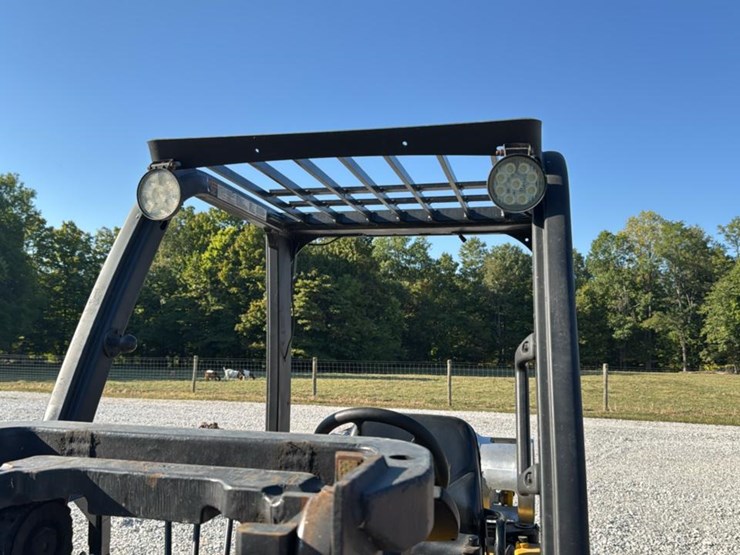 #1354-•-yale-forklift-image-32