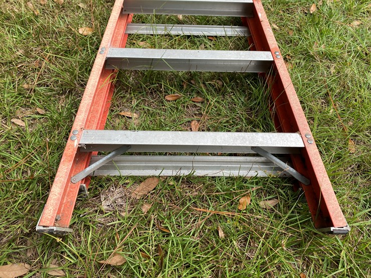 #58-•-#166-•-8-foot-fiberglass-a-frame-ladder-image-2