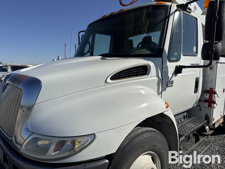 2005-international-durastar-4300-image-12