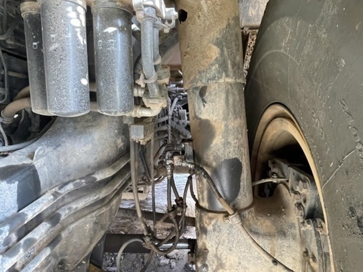 2012-komatsu-hd605-7-image-39