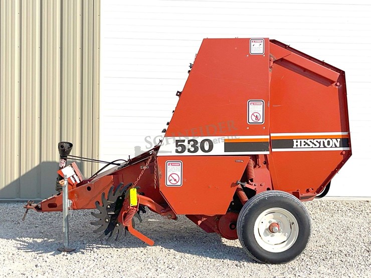 hesston-530-image-4