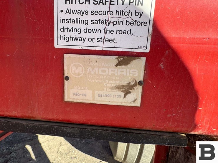 morris-pro-ag-hd4sr-bale-stacker-image-17