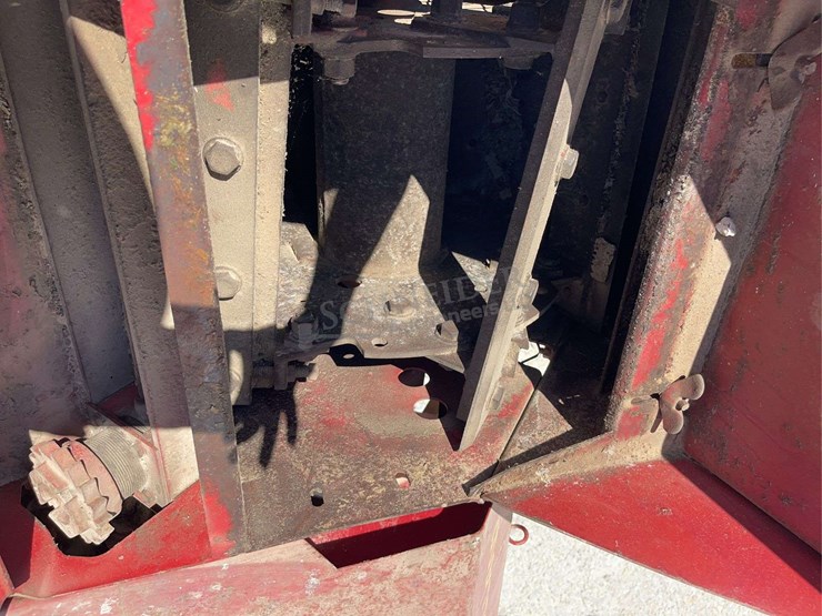 new-holland-super-717-image-24