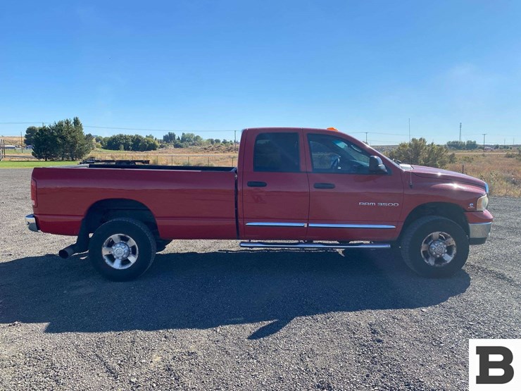 2004-dodge-ram-3500-image-8