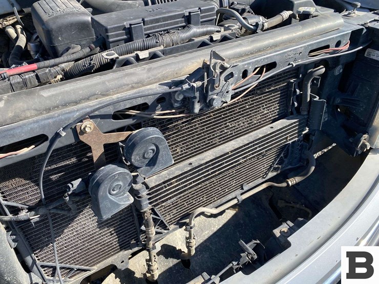 2010-ford-f150-image-40