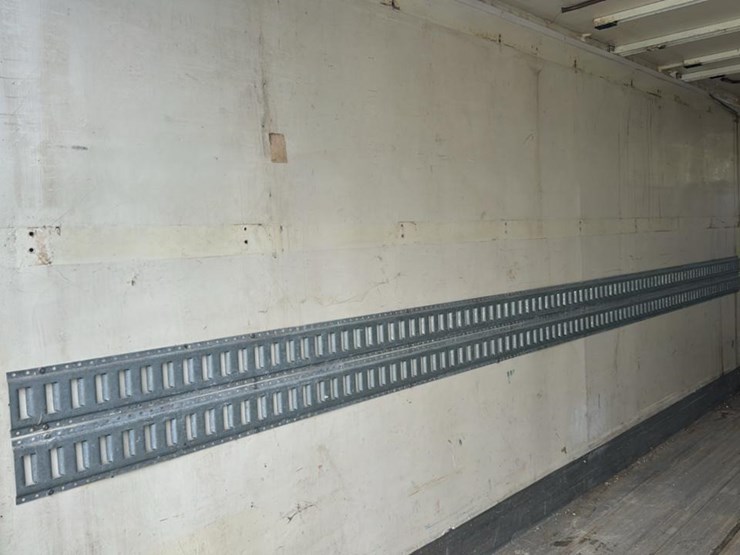 #2250-•-johnson-enclosed-trailer-image-9