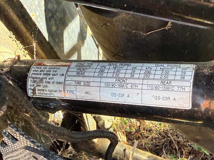 #100-•-#238-•-suzuki-motorcycle-image-11