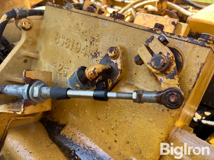 1981-caterpillar-613b-image-19