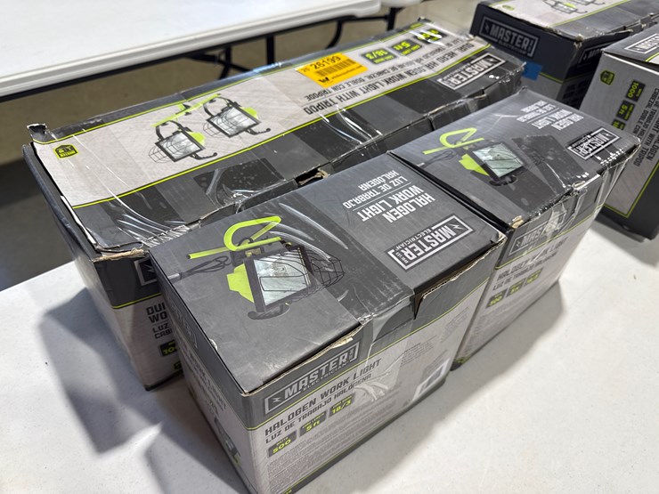 #26199-•-lot-of-master-electrician-halogen-work-lights-&-tripod-image-2