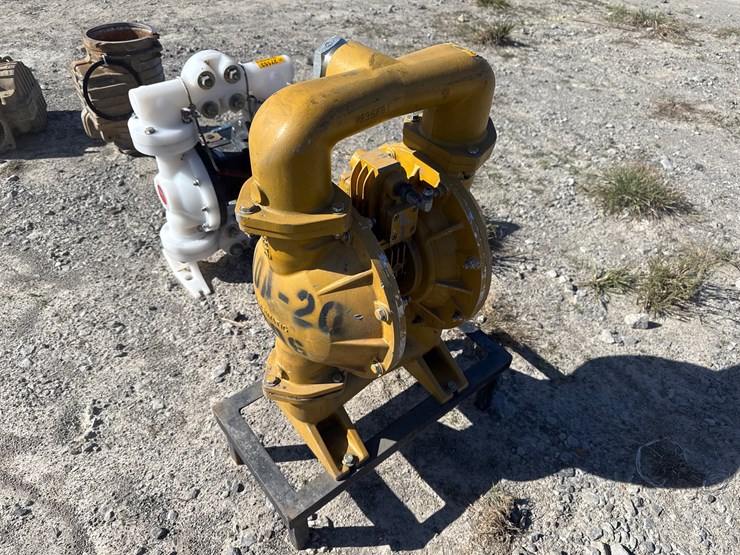 #27152-•-versamatic-2”-double-diaphragm-pump-inv#-27152-image-4