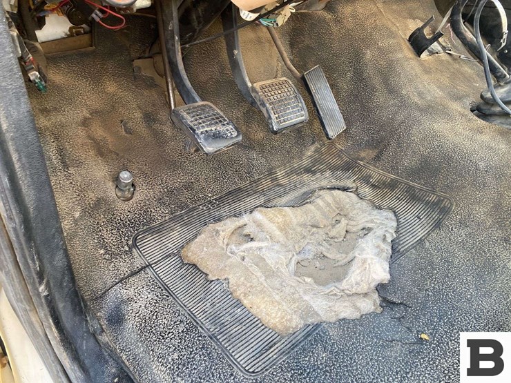 1985-ford-f800-image-51