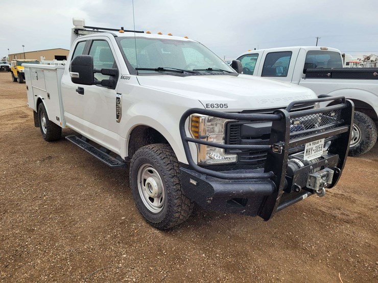2019-ford-f350-image-3