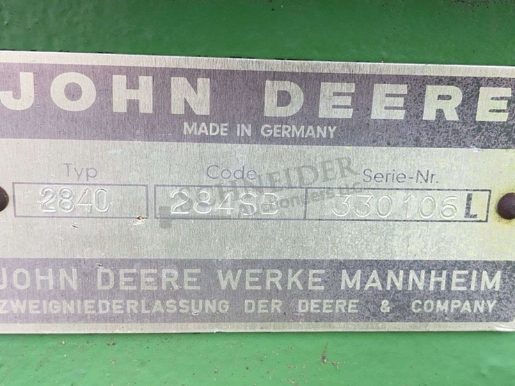 john-deere-2840-image-14