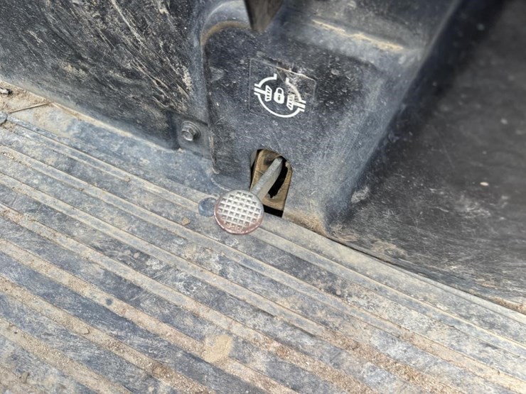 2017-kubota-rtv-x900-image-18