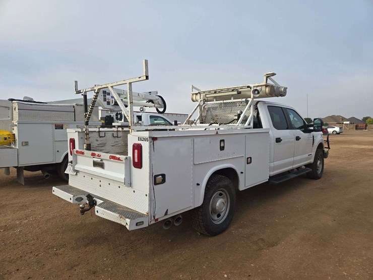 2018-ford-f350-image-4