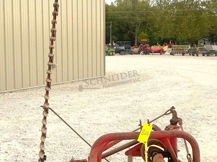 massey-ferguson-7-image-1