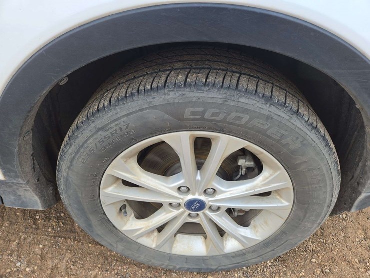 2018-ford-escape-se-image-7