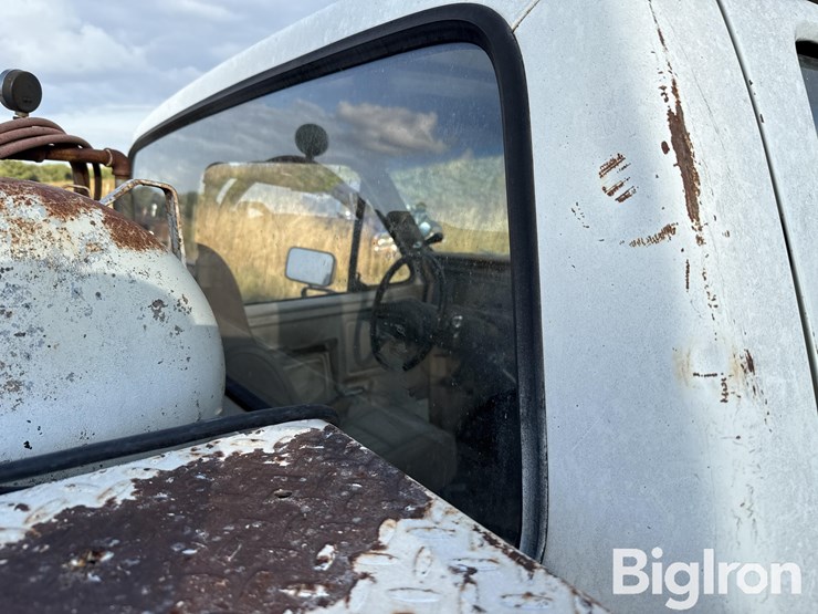 1984-ford-f250-image-10